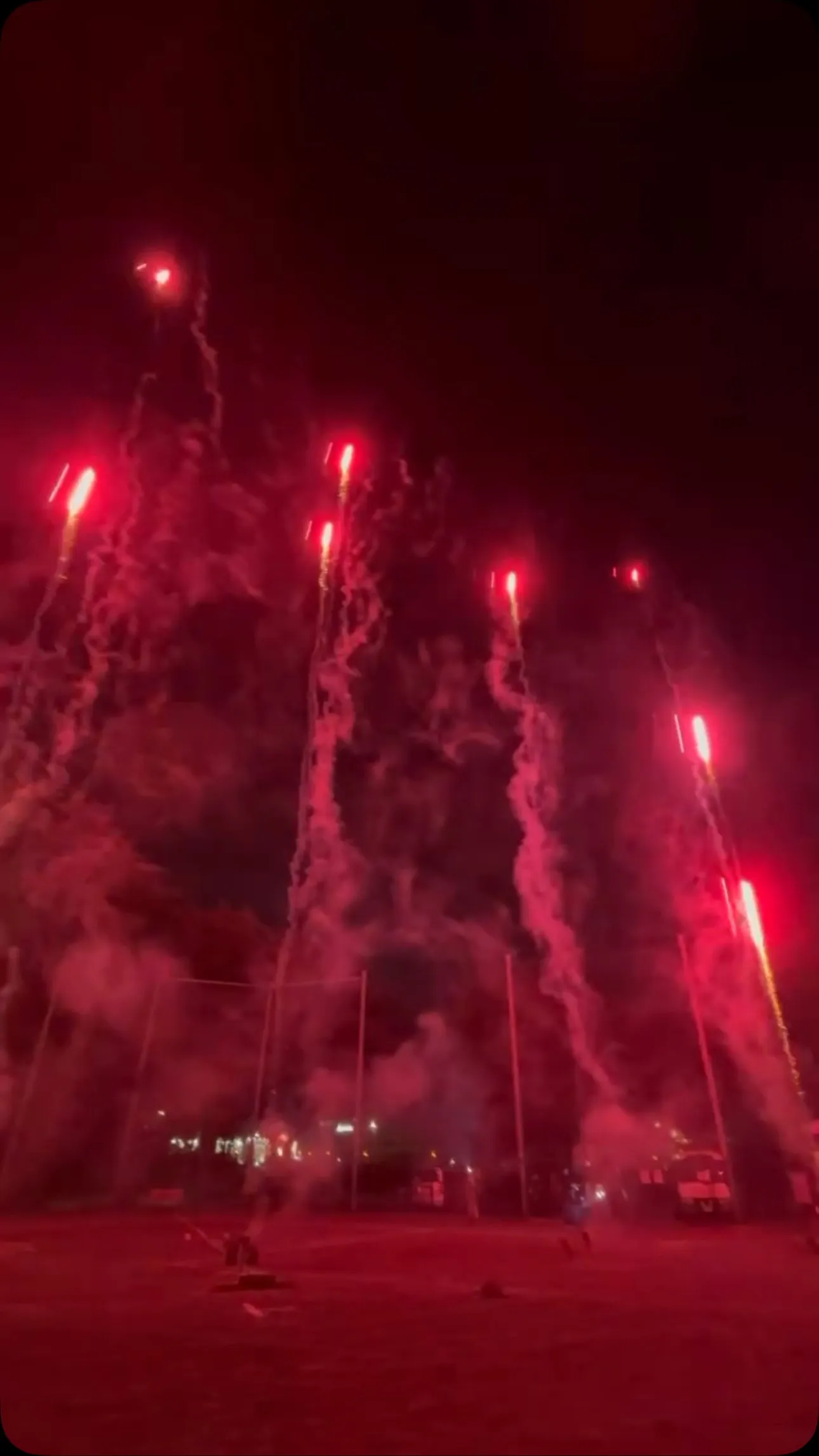 瑞穂町駒形冨士山のお祭りの時の花火です！！